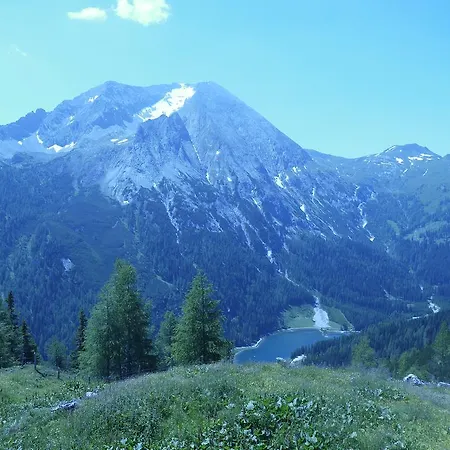 Haus Santorum 아파트