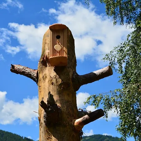 Haus Santorum *
